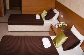 Гостиница Просперус Сочи Двухместный номер с 1 кроватью или 2 отдельными кроватями-10