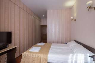 Гостиница Просперус Сочи Двухместный номер с 1 кроватью или 2 отдельными кроватями-15